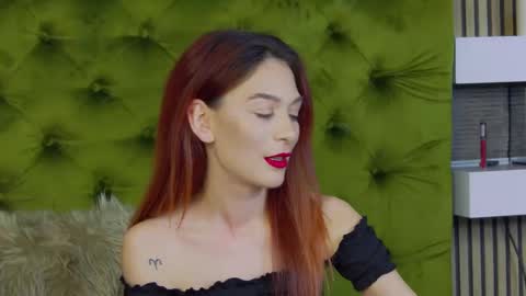 KloeyAdams online show from 17, 1, 2025