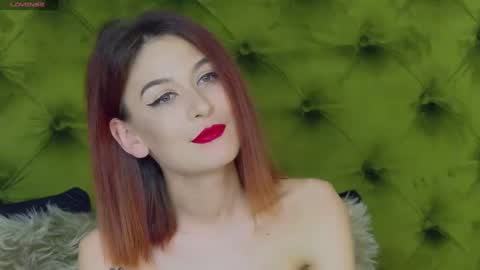 KloeyAdams online show from 25, 1, 2025