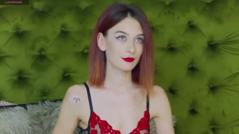 KloeyAdams online show from 25, 1, 2025