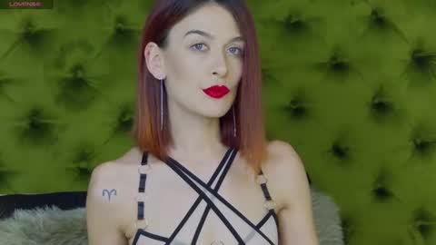 KloeyAdams online show from 28, 1, 2025