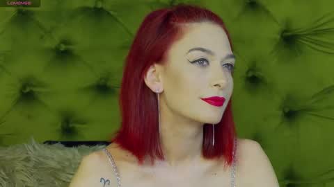 KloeyAdams online show from 2, 2, 2025