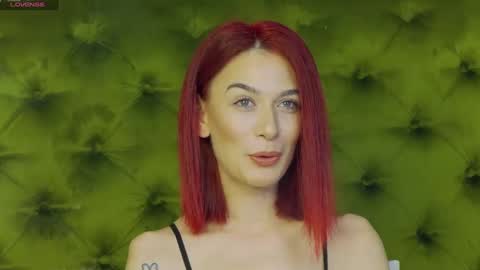 KloeyAdams online show from 10, 2, 2025