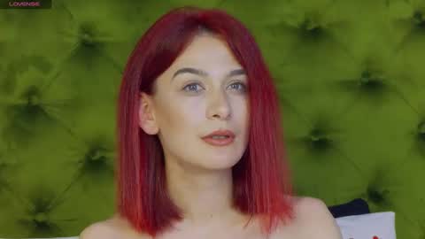 KloeyAdams online show from 16, 2, 2025