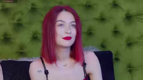 KloeyAdams online show from 22, 2, 2025