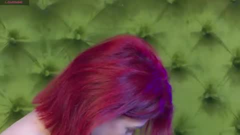 KloeyAdams online show from 25, 2, 2025