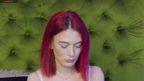 KloeyAdams online show from 5, 3, 2025