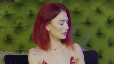 KloeyAdams online show from 8, 3, 2025