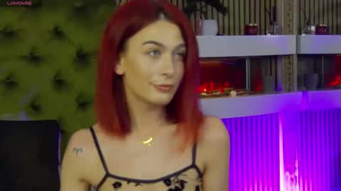 KloeyAdams online show from 9, 3, 2025