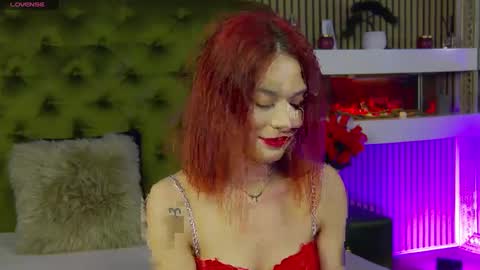 KloeyAdams online show from 11, 3, 2025