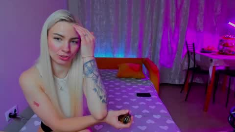 Lisandra online show from 24, 1, 2025