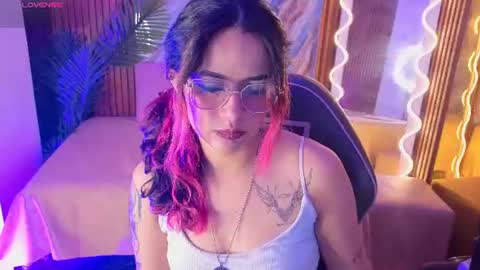 kristen_tay online show from 12, 6, 2026