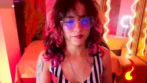 kristen_tay online show from 20, 6, 2026