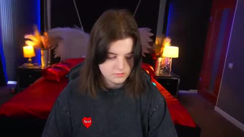 kristifoxy online show from 9, 6, 2026