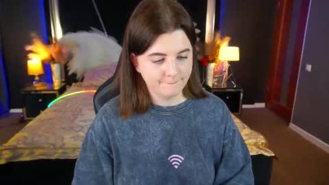 kristifoxy online show from 25, 6, 2026