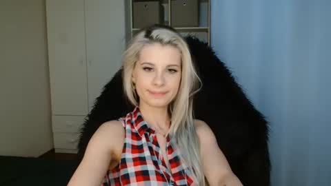 KristineAmore online show from 22, 6, 2026
