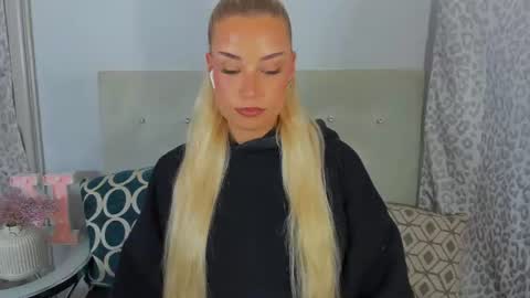 KristyFlowers online show from 14, 6, 2026
