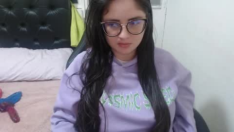 kryystaladams online show from 16, 4, 2026