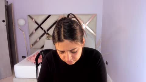 Kylie Reyes  online show from 6, 6, 2026
