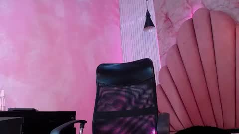 kyomi_hunt online show from 18, 6, 2026