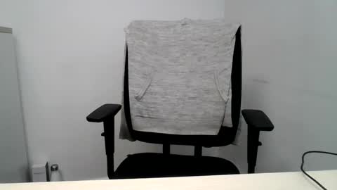 Snapshot of labelette007 chatting on 22, 5, 2026 labelette007 online show from 22, 5, 2026