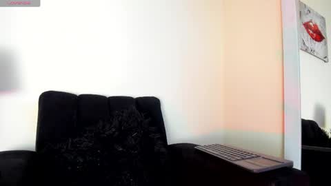 lace_victoria online show from 7, 6, 2026