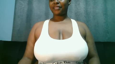 lady_dearra online show from 13, 6, 2026