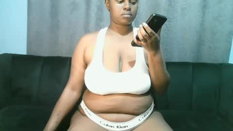 lady_dearra online show from 20, 6, 2026