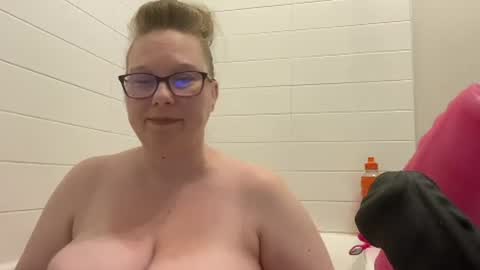LadyCherieLynn online show from 17, 6, 2026