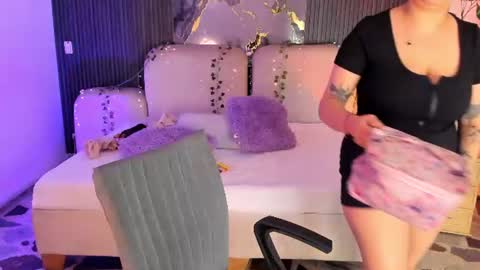 Lady  online show from 15, 6, 2026