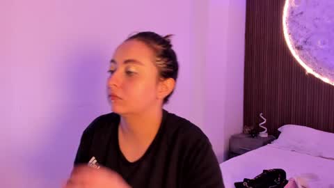 Lady  online show from 17, 6, 2026