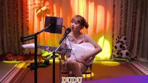 lankwaifong_cindy online show from 13, 6, 2026