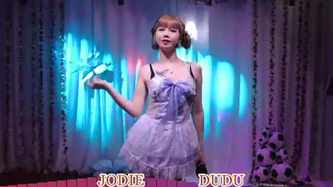 lankwaifong_cindy online show from 15, 6, 2026