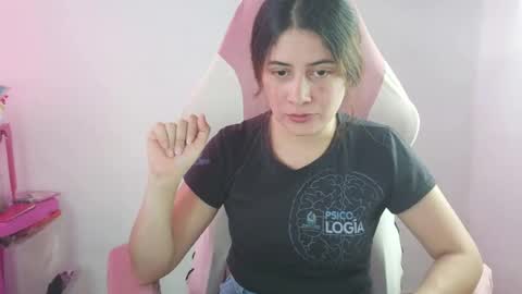 LARA online show from 12, 6, 2026