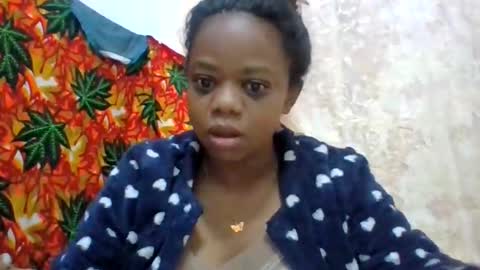 larissa645771 online show from 10, 6, 2026