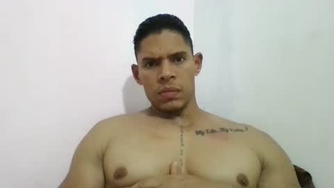 latinoxxl22cm online show from 27, 2, 2025