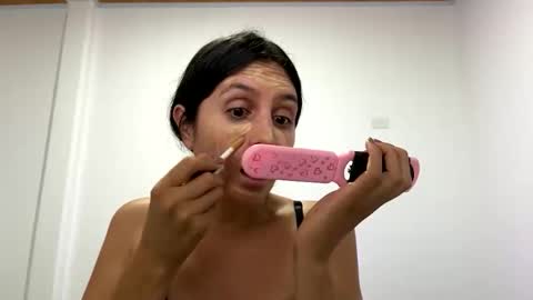 laura  online show from 2, 6, 2026