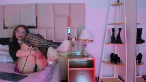 laura_dicardy online show from 14, 5, 2026
