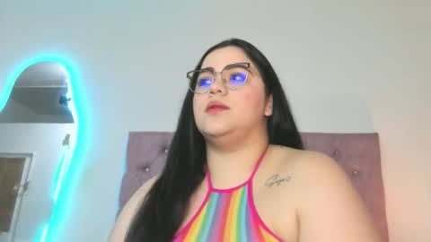 laurenlaine online show from 9, 6, 2026