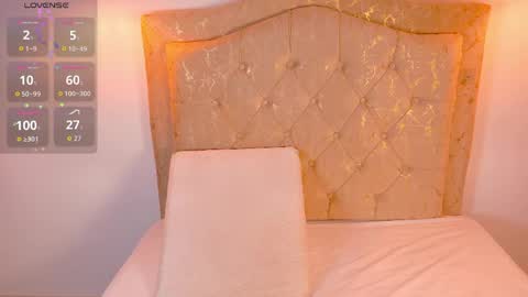 laurenn_smitth online show from 19, 5, 2026