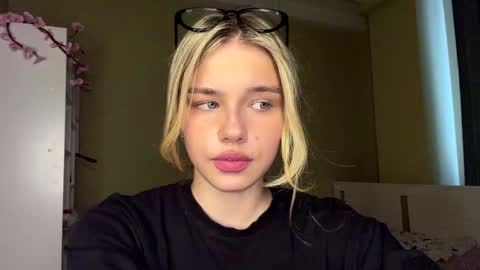 Bella online show from 14, 5, 2026