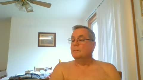 lawnboy62 online show from 9, 12, 2024