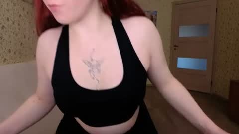 Snapshot of layla_glam chatting on 12, 6, 2026 layla_glam online show from 12, 6, 2026