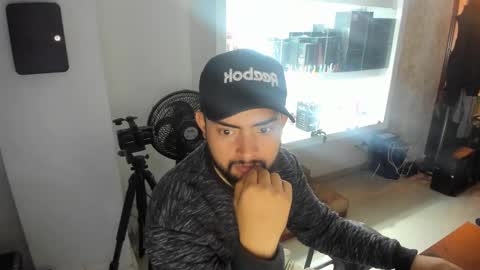 leandro_gb online show from 10, 2, 2025