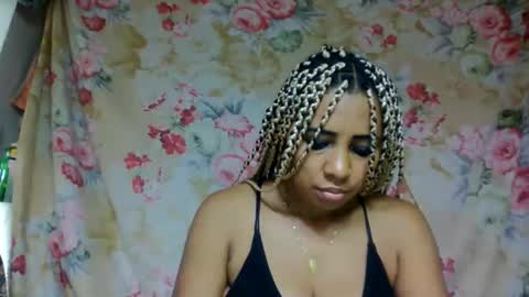 Snapshot of leatianaa chatting on 6, 6, 2026 leatianaa online show from 6, 6, 2026