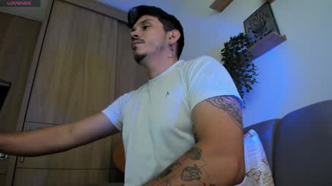 Alejandro online show from 1, 6, 2026
