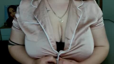 Leila online show from 19, 6, 2026