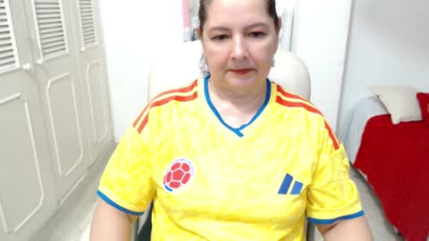 leonela   online show from 18, 6, 2026