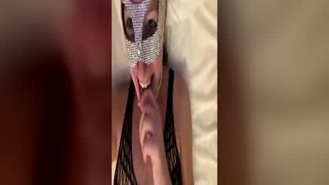 leonie_vancat online show from 27, 6, 2026