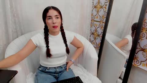 LexiCutee online show from 18, 5, 2026