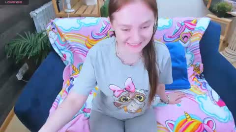 Snapshot of lexihoward chatting on 15, 6, 2026 Lexi online show from 15, 6, 2026